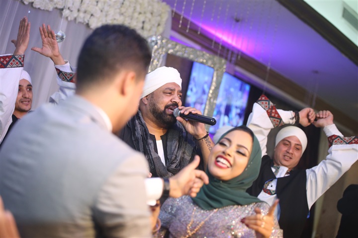 بالصور.. هدى وحجازى متقال يشعلون حفل زفاف منار وأحمد بالصور.. هدى وحجازى متقال يشعلون حفل زفاف منار وأحمد