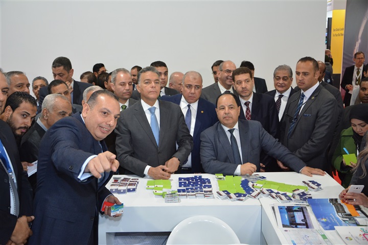 وزيرا النقل والمالية يطلقان خدمات جوجل للنقل العام من خلال شبكة "مواصلات مصر" وزيرا النقل والمالية يطلقان خدمات جوجل للنقل العام من خلال شبكة "مواصلات مصر"