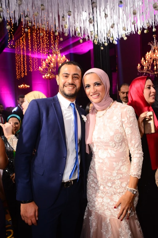 بالصور.. نجوم الفن والمشاهير يشاركون صلاح عبد الله الاحتفال بزفاف ابنته "شروق" على "عمرو أباظة" بالصور.. نجوم الفن والمشاهير يشاركون صلاح عبد الله الاحتفال بزفاف ابنته "شروق" على "عمرو أباظة"