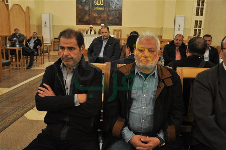 بالصور.. غياب نجوم الفن عن عزاء عادل أمين بالصور.. غياب نجوم الفن عن عزاء عادل أمين