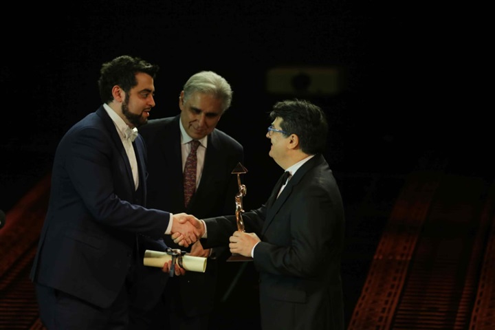 الهرم الذهبي لأحسن مخرج ومنتج لفيلم "خوسية" قصة نضال خوسية موخيكا رئيس الاورجواي الهرم الذهبي لأحسن مخرج ومنتج لفيلم "خوسية" قصة نضال خوسية موخيكا رئيس الاورجواي