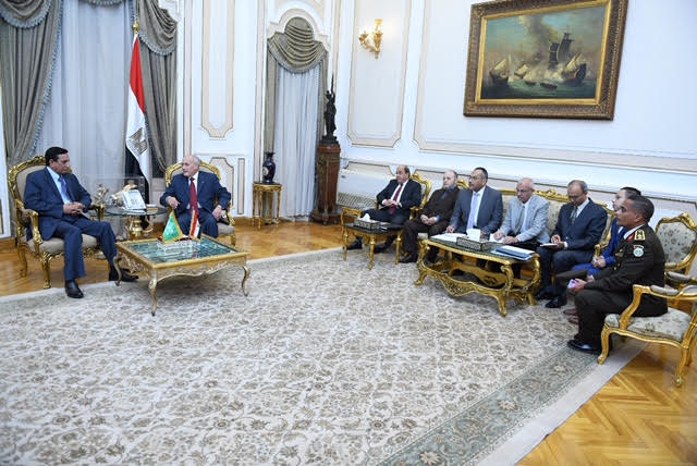 "العصار" يلتقي رئيس المؤسسة العامة للصناعات العسكرية بالسعودية لبحث التعاون المشترك