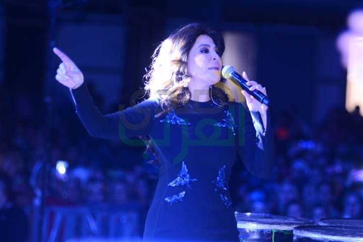 بالصور.. إليسا تحيي الحفل الغنائي لصالح مرض الثدى بالصور.. إليسا تحيي الحفل الغنائي لصالح مرض الثدى
