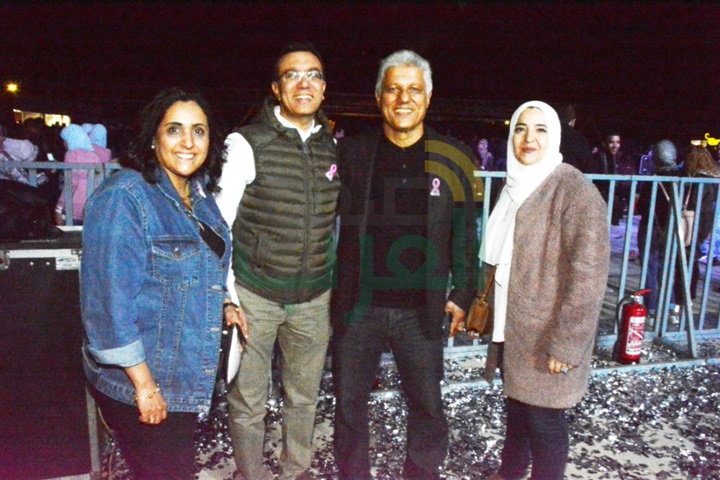 بالصور.. إليسا تحيي الحفل الغنائي لصالح مرض الثدى بالصور.. إليسا تحيي الحفل الغنائي لصالح مرض الثدى