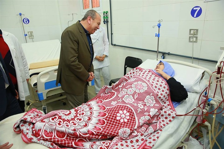 بالفيديو والصور.. محافظ كفر الشيخ يفتتح وحدة الغسيل الكلوي الجديدة بفوه