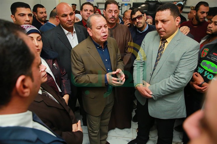 بالفيديو والصور.. محافظ كفر الشيخ يفتتح وحدة الغسيل الكلوي الجديدة بفوه