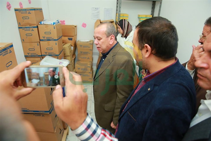 بالفيديو والصور.. محافظ كفر الشيخ يفتتح وحدة الغسيل الكلوي الجديدة بفوه