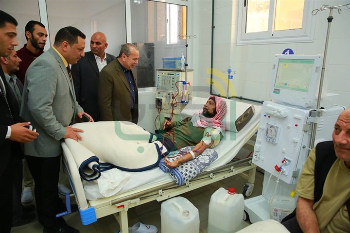 بالفيديو والصور.. محافظ كفر الشيخ يفتتح وحدة الغسيل الكلوي الجديدة بفوه