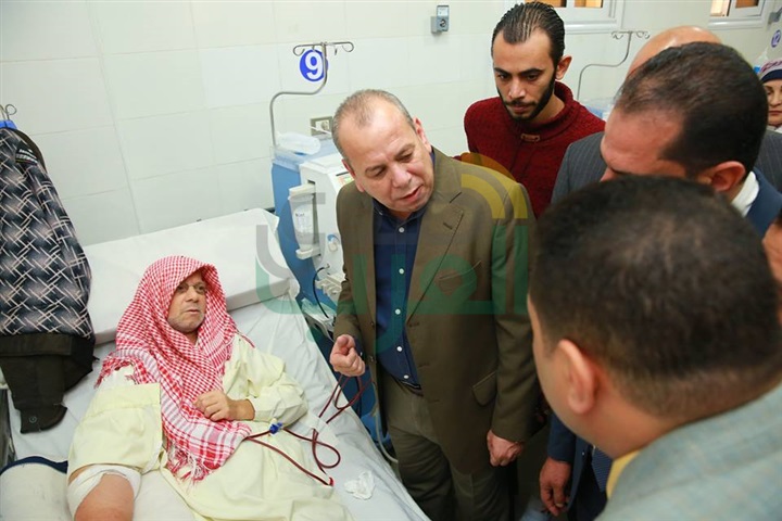 بالفيديو والصور.. محافظ كفر الشيخ يفتتح وحدة الغسيل الكلوي الجديدة بفوه