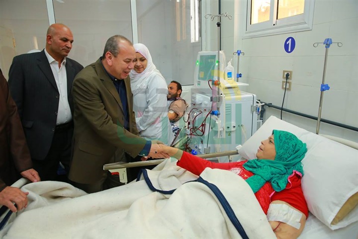بالفيديو والصور.. محافظ كفر الشيخ يفتتح وحدة الغسيل الكلوي الجديدة بفوه