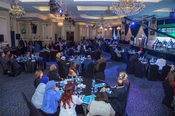 محافظ الاسكندرية يشارك فى الملتقى الثالث للمسؤلية المجتمعية