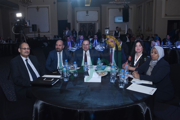 محافظ الاسكندرية يشارك فى الملتقى الثالث للمسؤلية المجتمعية