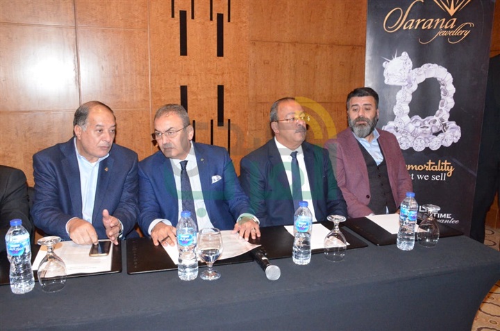 بالصور..هاني البحيري يعلن مؤتمر صحفي بأحد فنادق القاهرة الكبري بالصور..هاني البحيري يعلن مؤتمر صحفي بأحد فنادق القاهرة الكبري