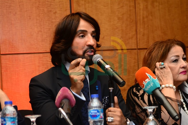 بالصور..هاني البحيري يعلن مؤتمر صحفي بأحد فنادق القاهرة الكبري بالصور..هاني البحيري يعلن مؤتمر صحفي بأحد فنادق القاهرة الكبري