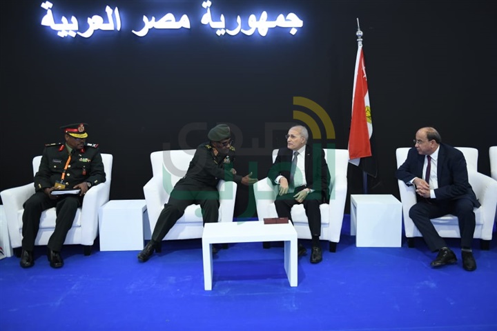 "العصار" يستقبل رئيس هيئة التصنيع الحربي السودانية "العصار" يستقبل رئيس هيئة التصنيع الحربي السودانية