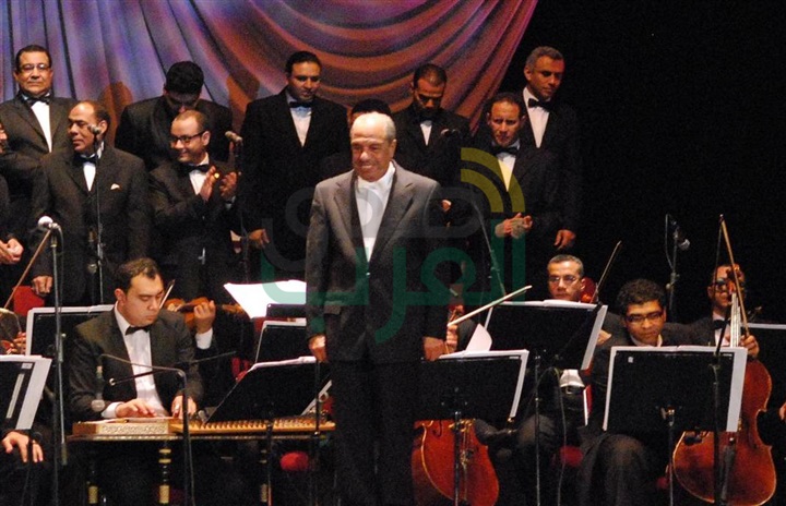 أشواق روحانية للإنشاد بالجمهورية أشواق روحانية للإنشاد بالجمهورية