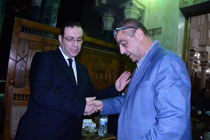 بالصور.. نجوم الفن والإعلام بعزاء والدة الدكتور محمد رفعت