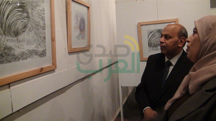 العنصر الإنساني كوحدة تشكيلية والعلاقة بين الخط واللون والحركة في ثلاث معارض بــ "فنون المنيا"