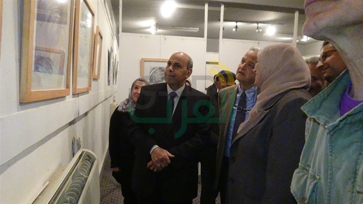 العنصر الإنساني كوحدة تشكيلية والعلاقة بين الخط واللون والحركة في ثلاث معارض بــ "فنون المنيا"