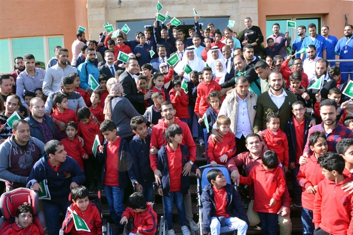بالصور .. تكريم السفير السعودي خلال زيارته لذوي الاحتياجات الخاصة بـ "هابي وورلد" بالصور .. تكريم السفير السعودي خلال زيارته لذوي الاحتياجات الخاصة بـ "هابي وورلد"