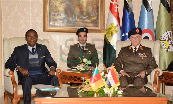 رئيس الأركان يلتقى وزيرالدفاع الكاميرونى ورئيس الأركان المالى ورئيس الأركان الرواندى ورئيس هيئة الخدمة الوطنية الإماراتى رئيس الأركان يلتقى وزيرالدفاع الكاميرونى ورئيس الأركان المالى ورئيس الأركان الرواندى ورئيس هيئة الخدمة الوطنية الإماراتى