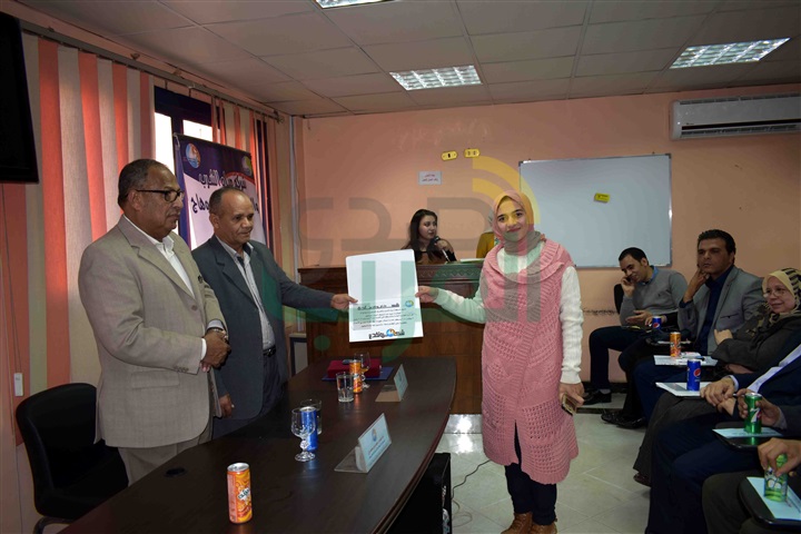تكريم 55مكلفة خدمة عامة بمياه سوهاج