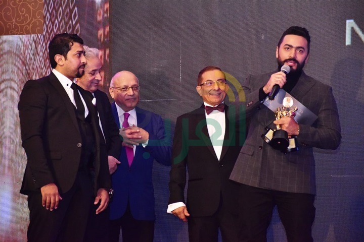 بالصور.. تكريم نجوم الفن والاعلام بحفل وات هابنز بالصور.. تكريم نجوم الفن والاعلام بحفل وات هابنز