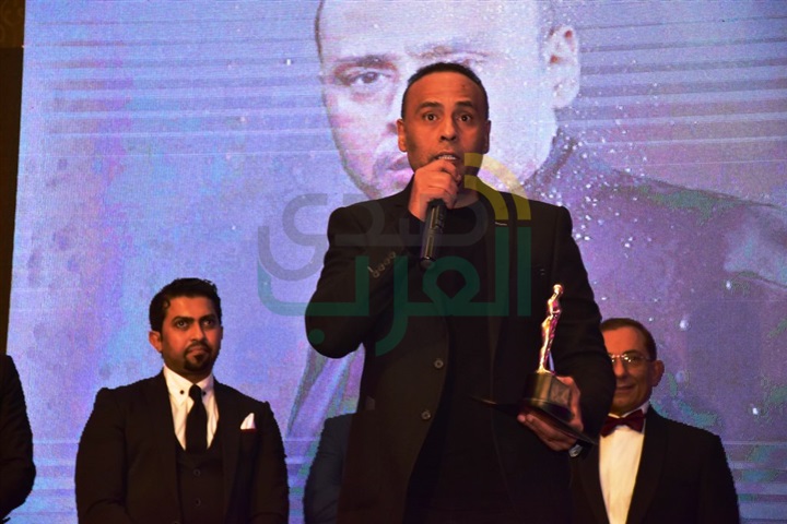 بالصور.. تكريم نجوم الفن والاعلام بحفل وات هابنز بالصور.. تكريم نجوم الفن والاعلام بحفل وات هابنز