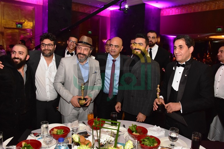 بالصور.. تكريم نجوم الفن والاعلام بحفل وات هابنز بالصور.. تكريم نجوم الفن والاعلام بحفل وات هابنز