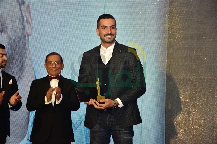 بالصور.. تكريم نجوم الفن والاعلام بحفل وات هابنز بالصور.. تكريم نجوم الفن والاعلام بحفل وات هابنز