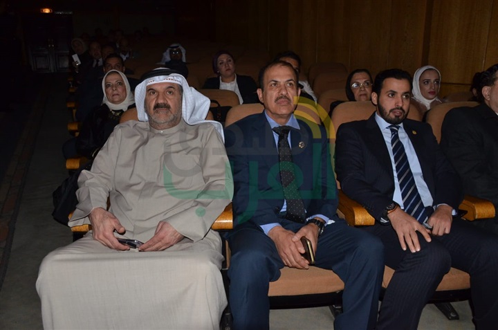 بالصور.. فنانون وسفراء يشاركون أمسية "الكويت في حب مصر" علي هامش الأسبوع الكويتي بالصور.. فنانون وسفراء يشاركون أمسية "الكويت في حب مصر" علي هامش الأسبوع الكويتي