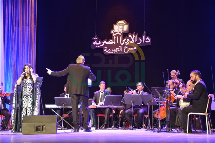 بالصور.. فنانون وسفراء يشاركون أمسية "الكويت في حب مصر" علي هامش الأسبوع الكويتي بالصور.. فنانون وسفراء يشاركون أمسية "الكويت في حب مصر" علي هامش الأسبوع الكويتي