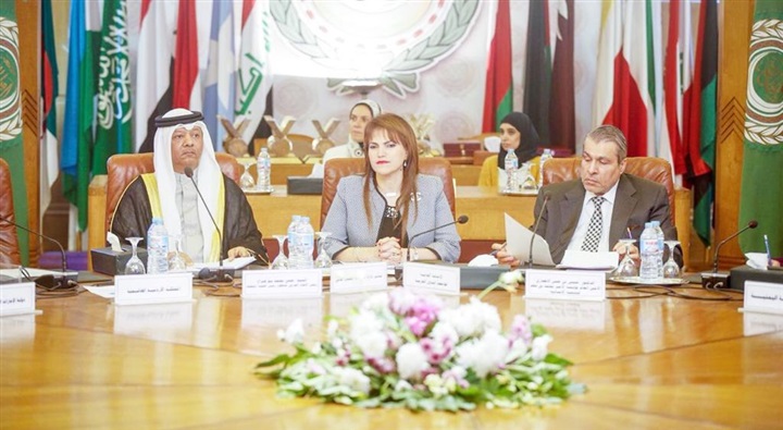 رئيس الاتحاد العربي للتطوع يشيد بنجاح النسخة الأولى من قلادة مؤسسة الأمير محمد بن فهد العالمية للأعمال التطوعية في العالم العربي رئيس الاتحاد العربي للتطوع يشيد بنجاح النسخة الأولى من قلادة مؤسسة الأمير محمد بن فهد العالمية للأعمال التطوعية في العالم العربي
