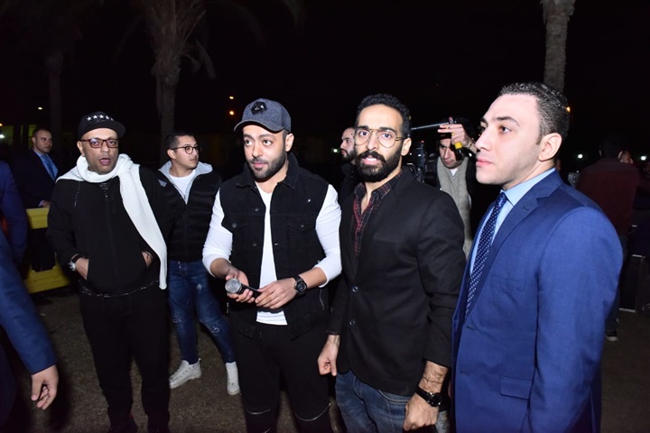 بالصور.. تامر عاشور وزاب ثروت يتألقان في حفل جماهيري بالشروق بالصور.. تامر عاشور وزاب ثروت يتألقان في حفل جماهيري بالشروق
