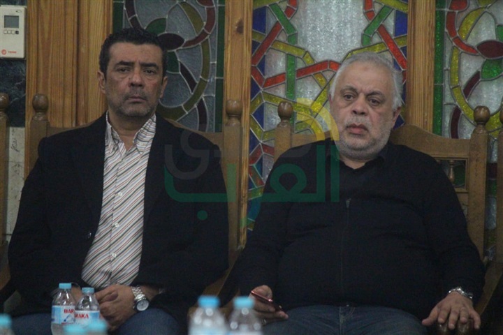 بالصور.. نجوم الفن في عزاء احمد السيد بعمر مكرم بالصور.. نجوم الفن في عزاء احمد السيد بعمر مكرم