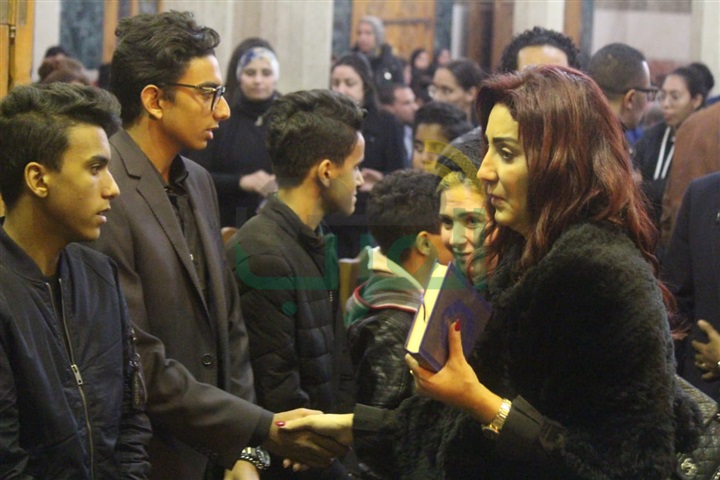 بالصور.. نجوم الفن في عزاء احمد السيد بعمر مكرم بالصور.. نجوم الفن في عزاء احمد السيد بعمر مكرم