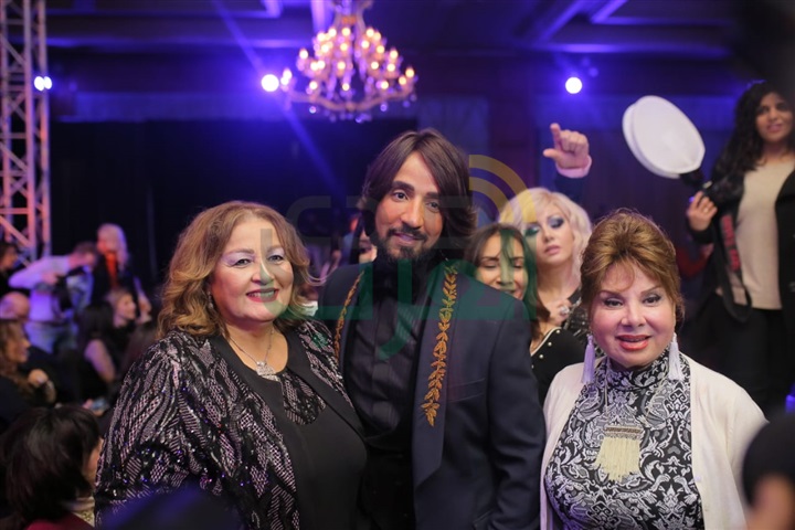 بالصور.. توافد غادة والي ونجمات الفن والإعلام علي ديفيليه هاني البحيري بالصور.. توافد غادة والي ونجمات الفن والإعلام علي ديفيليه هاني البحيري