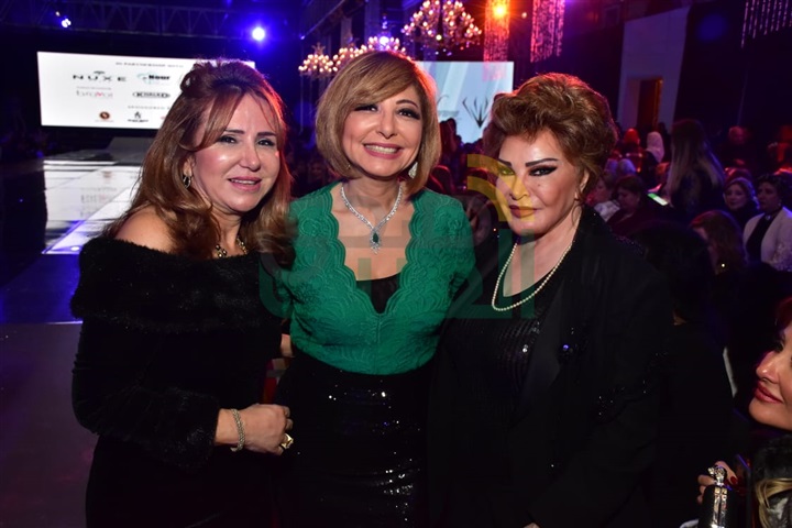 بالصور.. توافد غادة والي ونجمات الفن والإعلام علي ديفيليه هاني البحيري بالصور.. توافد غادة والي ونجمات الفن والإعلام علي ديفيليه هاني البحيري