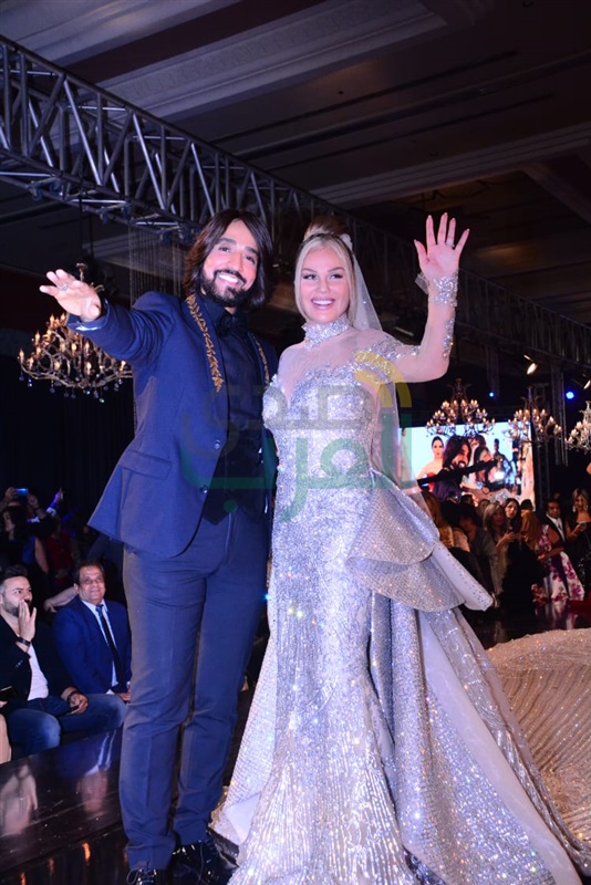بالصور.. نيكول سابا تتألق بفستان زفاف بـ200 مليون جنيه في ختام ديفيليه هاني البحيري بالصور.. نيكول سابا تتألق بفستان زفاف بـ200 مليون جنيه في ختام ديفيليه هاني البحيري
