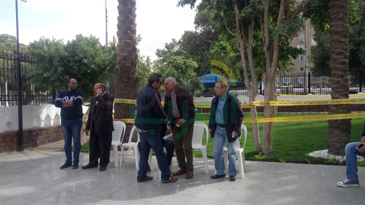 جنازة محمود القلعاوي بمسجد عمر بن عبدالعزيز وغياب تام لنجوم الفن جنازة محمود القلعاوي بمسجد عمر بن عبدالعزيز وغياب تام لنجوم الفن
