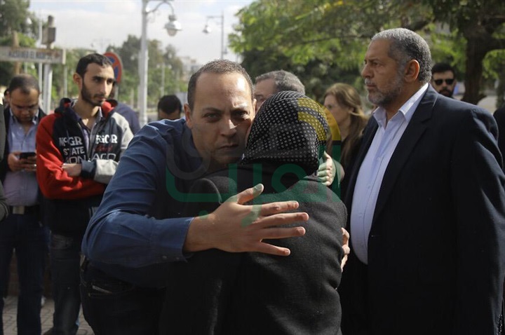 جنازة محمود القلعاوي بمسجد عمر بن عبدالعزيز وغياب تام لنجوم الفن جنازة محمود القلعاوي بمسجد عمر بن عبدالعزيز وغياب تام لنجوم الفن