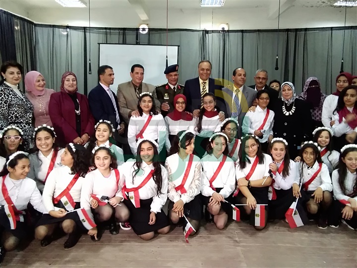بالصور.. احتفالية عن "غرس روح الولاء والانتماء" بمدرسة الثانوية الصناعية بكفر الشيخ