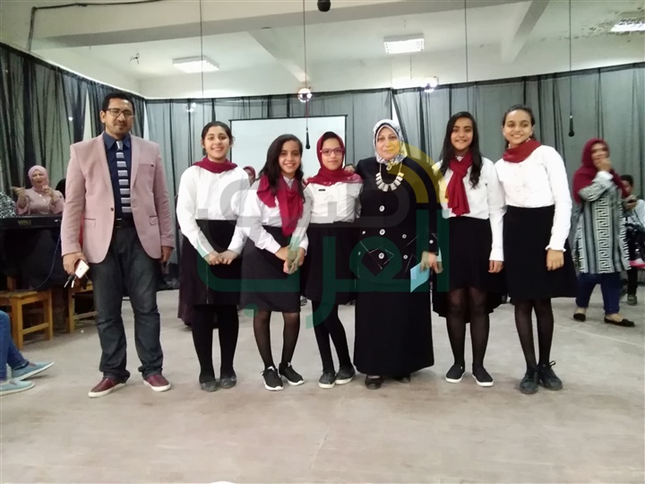 بالصور.. احتفالية عن "غرس روح الولاء والانتماء" بمدرسة الثانوية الصناعية بكفر الشيخ