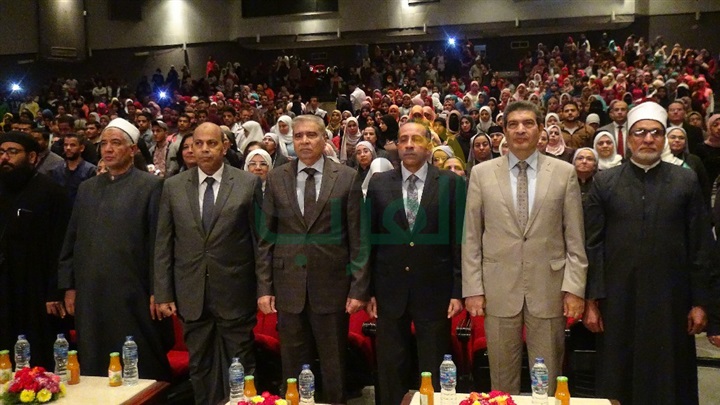 محافظ المنيا يشهد فعاليات "معاً في خدمة الوطن" للقومي للمرأة