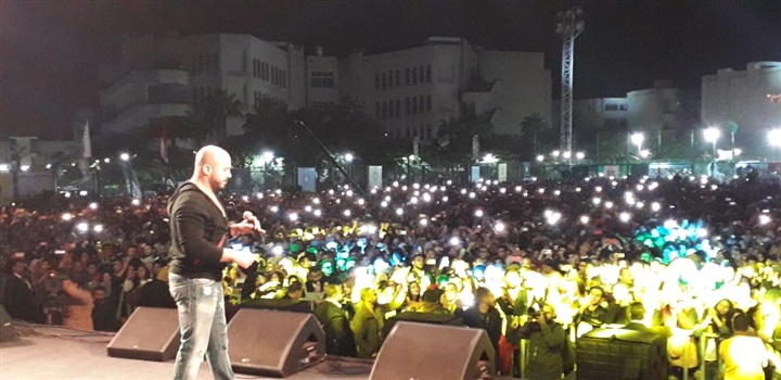 كايروكى والعسيلي بأضخم حفل في جامعة مصر للعلوم والتكنولوجيا كايروكى والعسيلي بأضخم حفل في جامعة مصر للعلوم والتكنولوجيا