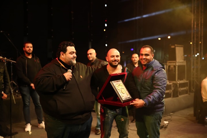كايروكى والعسيلي بأضخم حفل في جامعة مصر للعلوم والتكنولوجيا كايروكى والعسيلي بأضخم حفل في جامعة مصر للعلوم والتكنولوجيا