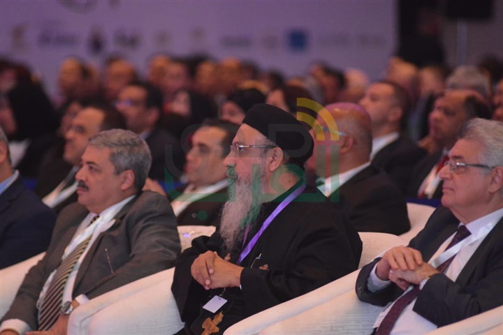 بالصور.. الوزراء يفتتحون فعاليات مؤتمر "مصر تستطيع بالتعليم" بحضور 28 عالما ومشاهير الإعلام بالصور.. الوزراء يفتتحون فعاليات مؤتمر "مصر تستطيع بالتعليم" بحضور 28 عالما ومشاهير الإعلام