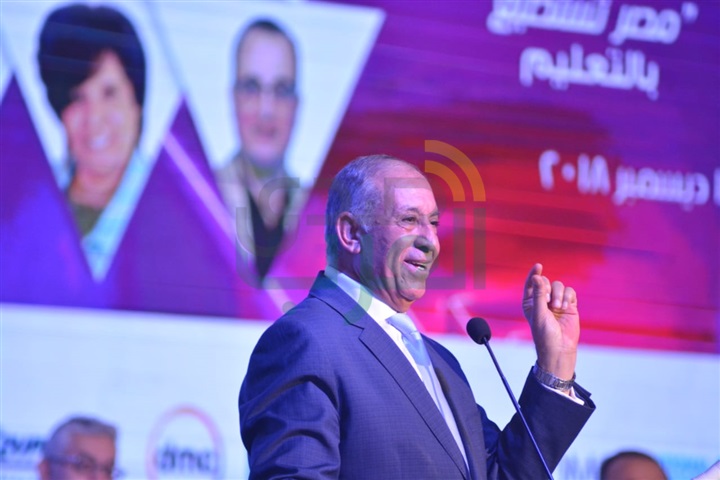 بالصور.. الوزراء يفتتحون فعاليات مؤتمر "مصر تستطيع بالتعليم" بحضور 28 عالما ومشاهير الإعلام بالصور.. الوزراء يفتتحون فعاليات مؤتمر "مصر تستطيع بالتعليم" بحضور 28 عالما ومشاهير الإعلام