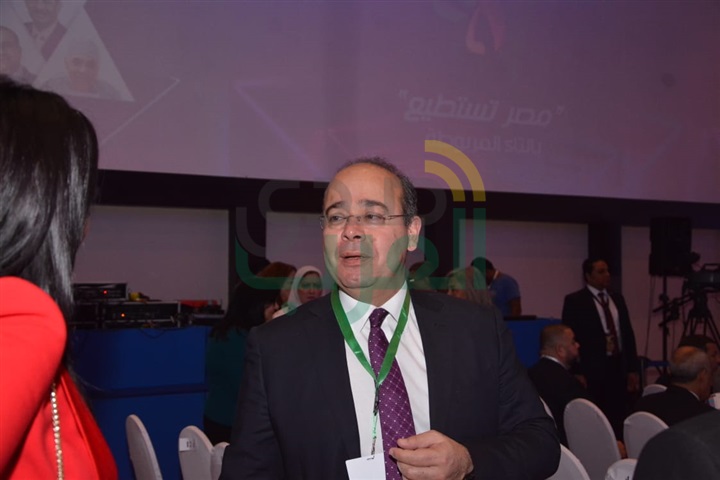 بالصور.. الوزراء يفتتحون فعاليات مؤتمر "مصر تستطيع بالتعليم" بحضور 28 عالما ومشاهير الإعلام بالصور.. الوزراء يفتتحون فعاليات مؤتمر "مصر تستطيع بالتعليم" بحضور 28 عالما ومشاهير الإعلام