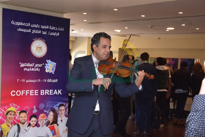 بالصور.. الوزراء يفتتحون فعاليات مؤتمر "مصر تستطيع بالتعليم" بحضور 28 عالما ومشاهير الإعلام بالصور.. الوزراء يفتتحون فعاليات مؤتمر "مصر تستطيع بالتعليم" بحضور 28 عالما ومشاهير الإعلام